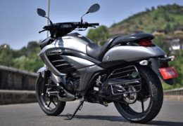 Suzuki Intruder FI ABS ক্রুজার বাইক হিসেবে কেমন?