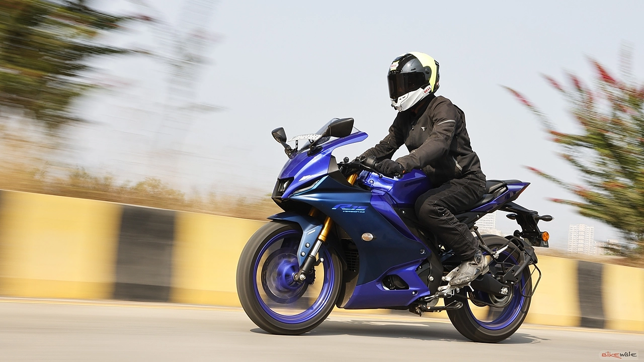 Yamaha R15 V4 rider experience
