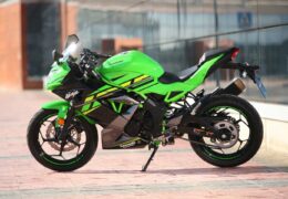 Kawasaki Ninja 125 রিভিউ, দাম ও ফিচারস