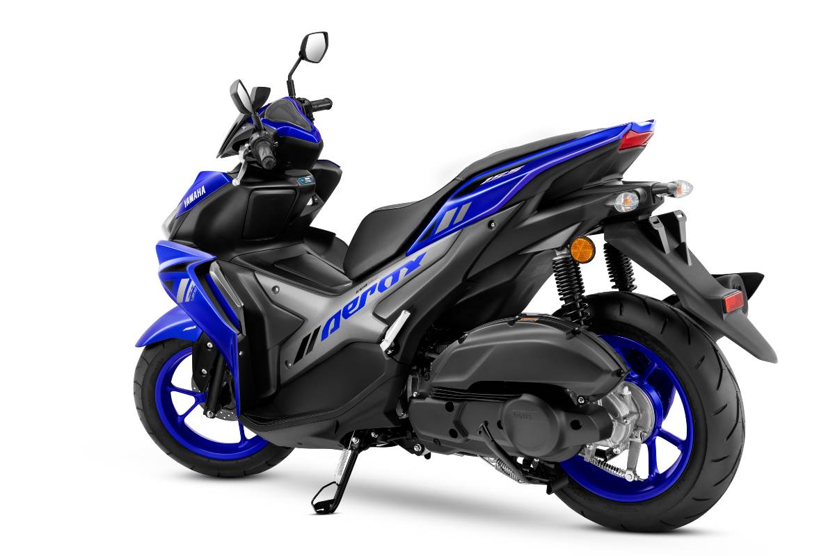 Yamaha Aerox 155 blue