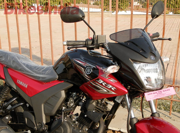Yamaha-SZ-RR-V2-red-front