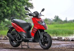 Aprilia Storm 125 রিভিউ, দাম, ফিচার এবং স্পেসিফিকেশন