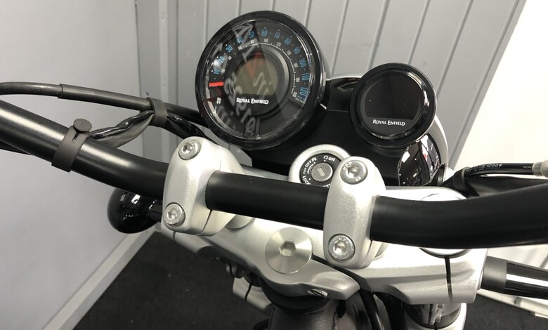 royal enfield super meteor 650 console panel