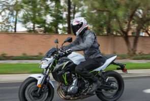 Kawasaki Z650 Abs Review| Naked Sports Motorcycle