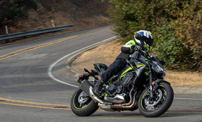 A Review of the Kawasaki Z900 Abs | Features and Performance