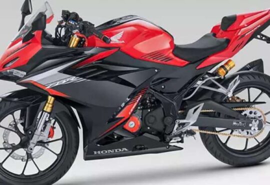 Honda CBR 150R (New)