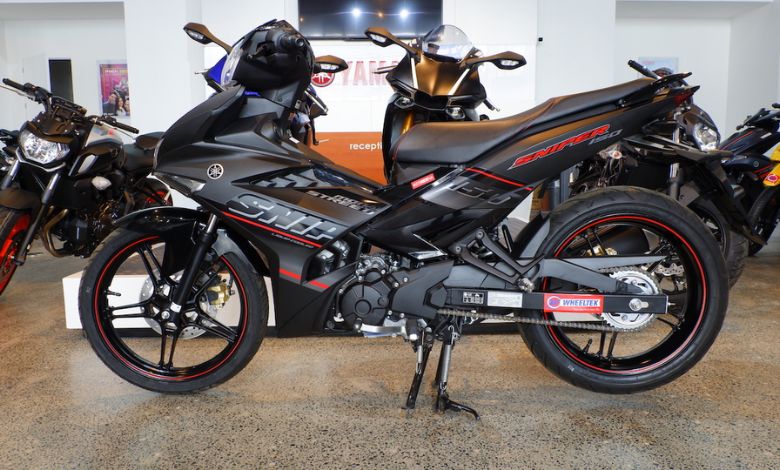 yamaha sniper 150 black