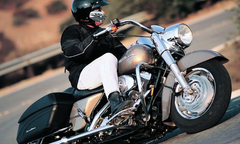 harley davidson road king riding