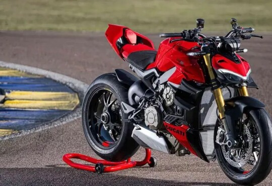 Ducati Streetfighter V4