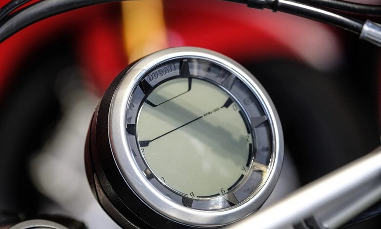 ducati scrambler 800 console panel