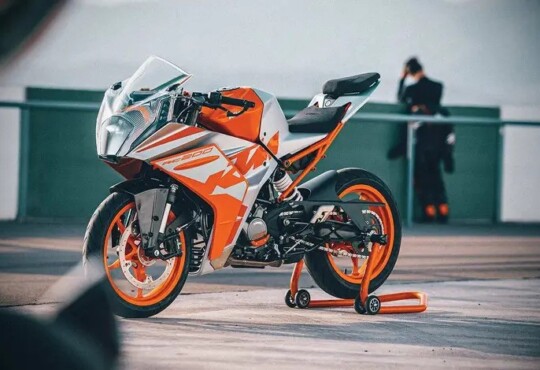 KTM RC 125 2022