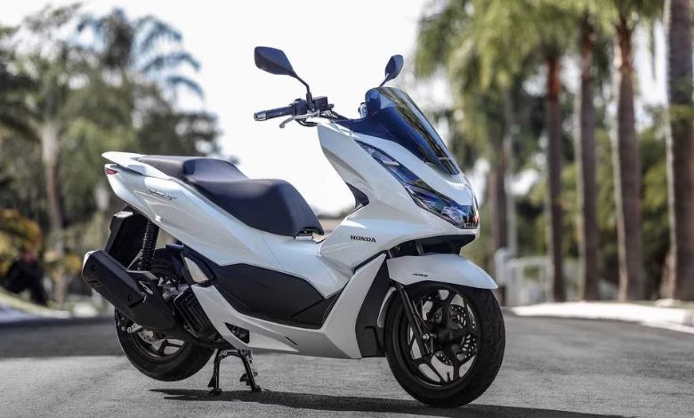 Honda PCX160 white